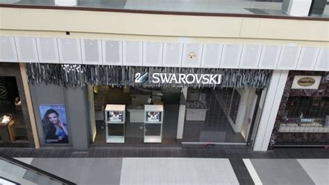 swarovski garden city ny.